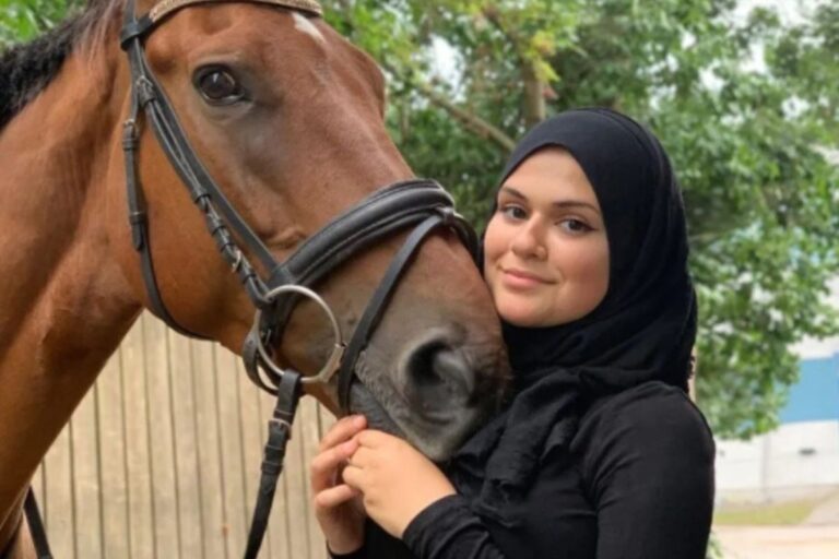 Muslim & Rider: 17-year-old Rim Al-Attar wants to break down prejudices
